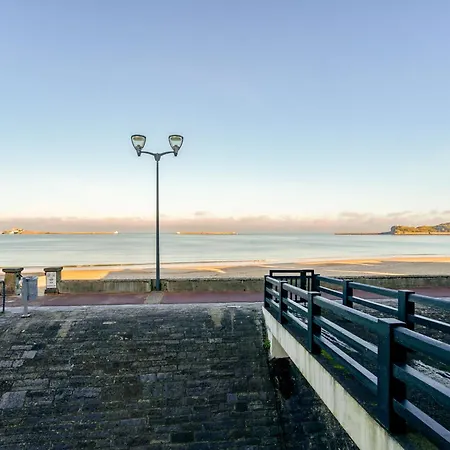 Apartment La Concha-1 By Interhome